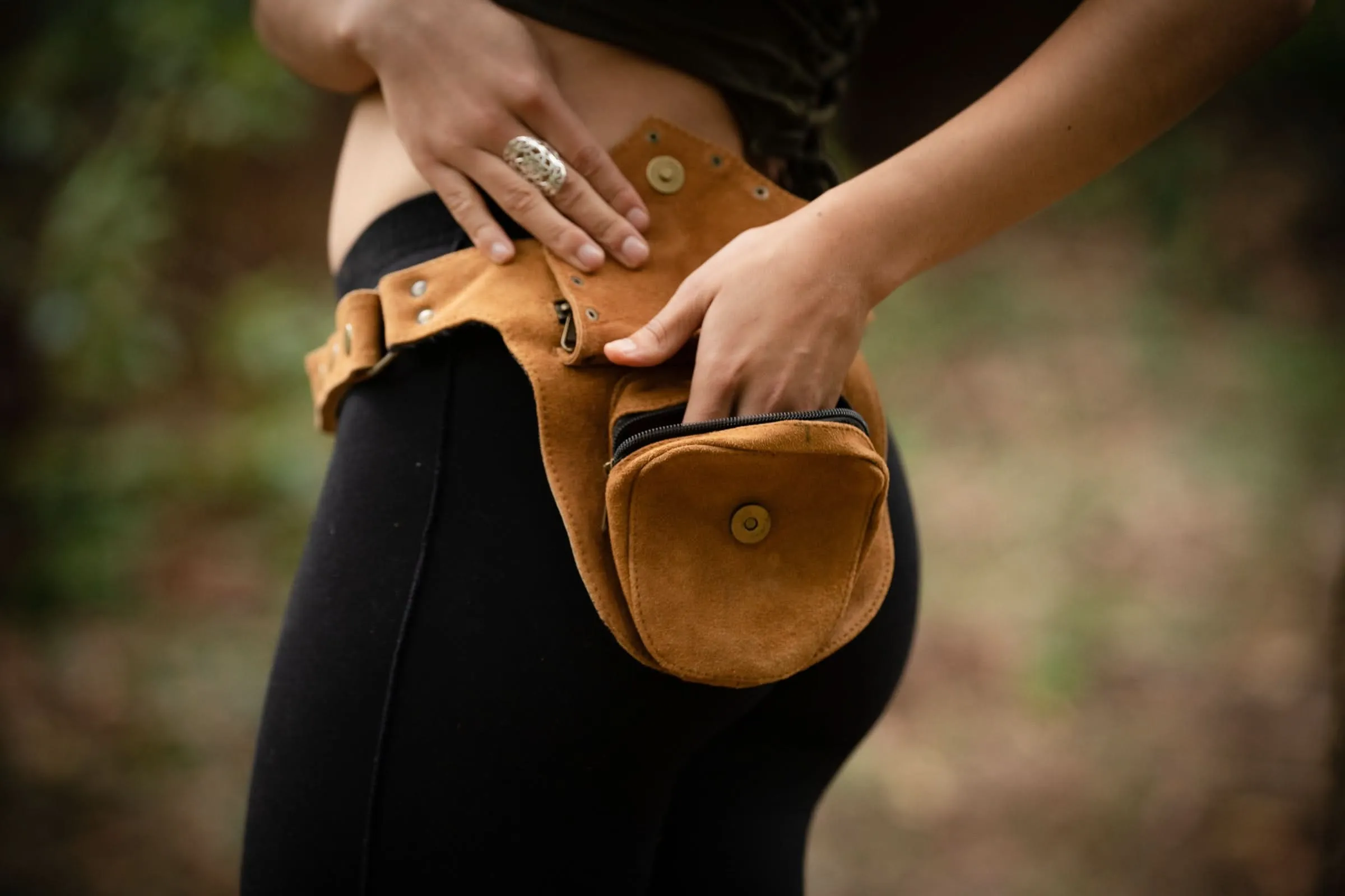 The Nile Recycled Leather Pocket Belt - Wholesale