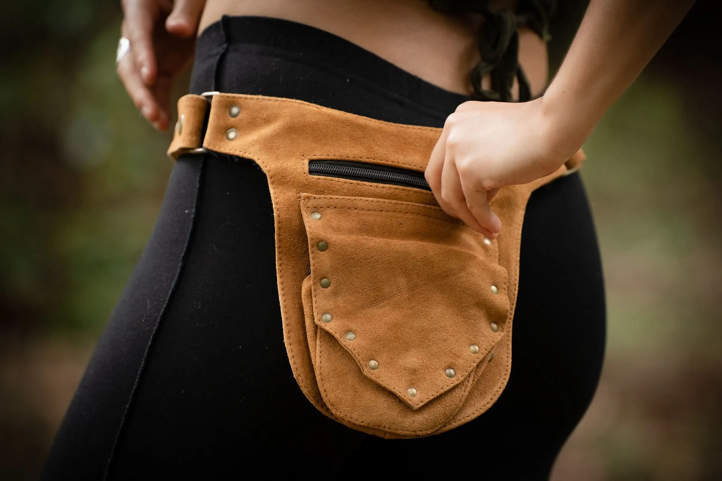 The Nile Recycled Leather Pocket Belt - Wholesale